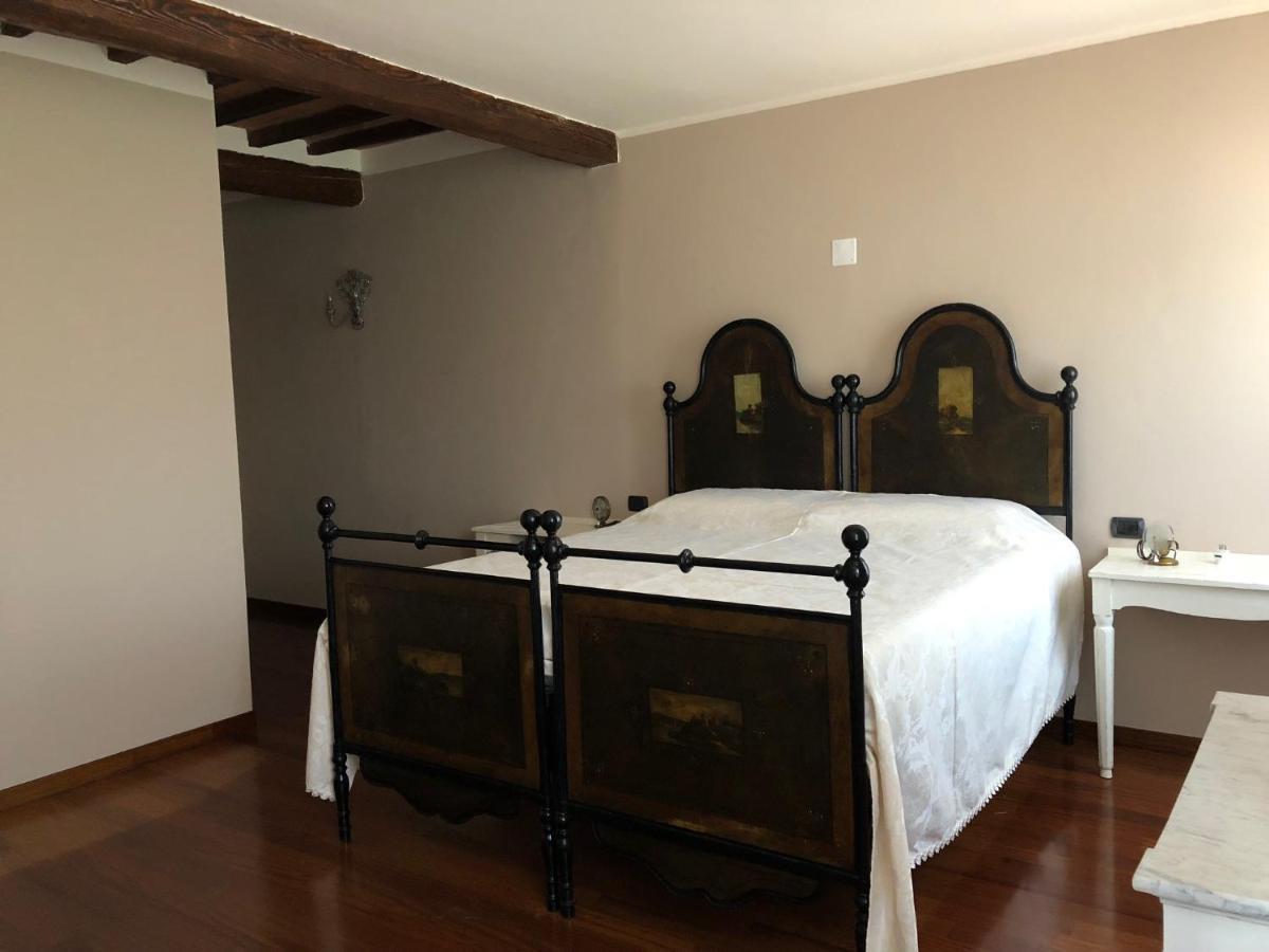 Bed & Breakfast Via D' 8 *