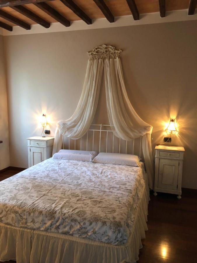 Via D' 8 Bed & Breakfast