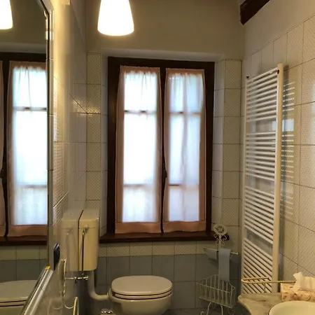 Via D' Este 8 Bed & Breakfast Gualtieri Exterior photo